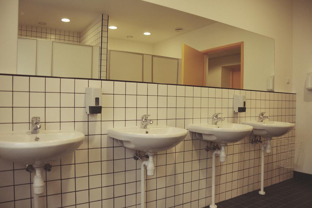 Saare Automatic Hostel Pärnu Cameră foto